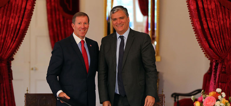 Premier, Azores President sign MOU to strengthen bonds