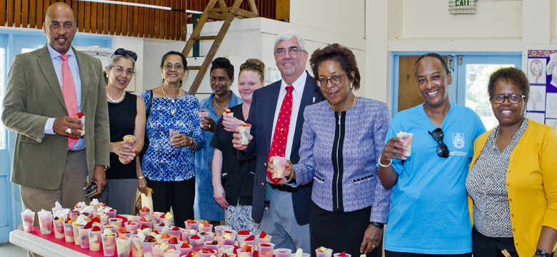 Fresh Fruit Friday--Paget Parish Council collaborates with Government Ministries to promote healthy food in Paget schools