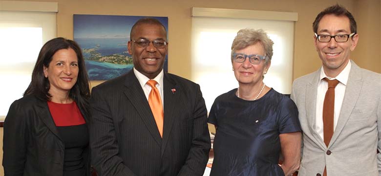 Canadian Consul General in courtesy talks with Government