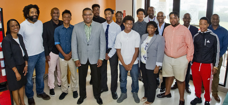 Applied Technical Students Make Presentation to Education Minister