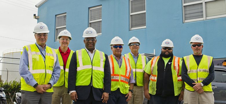 Minister tours fuel plant