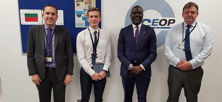 Minister Caines meets with UK crime agency