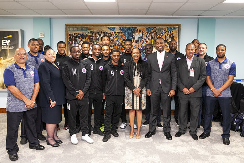 Men's National Football Team Returns Home