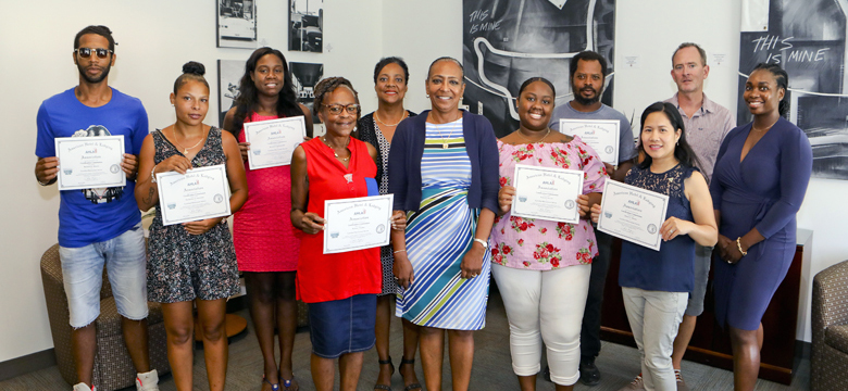 Minister recognizes latest Restaurant Server Certification recipients