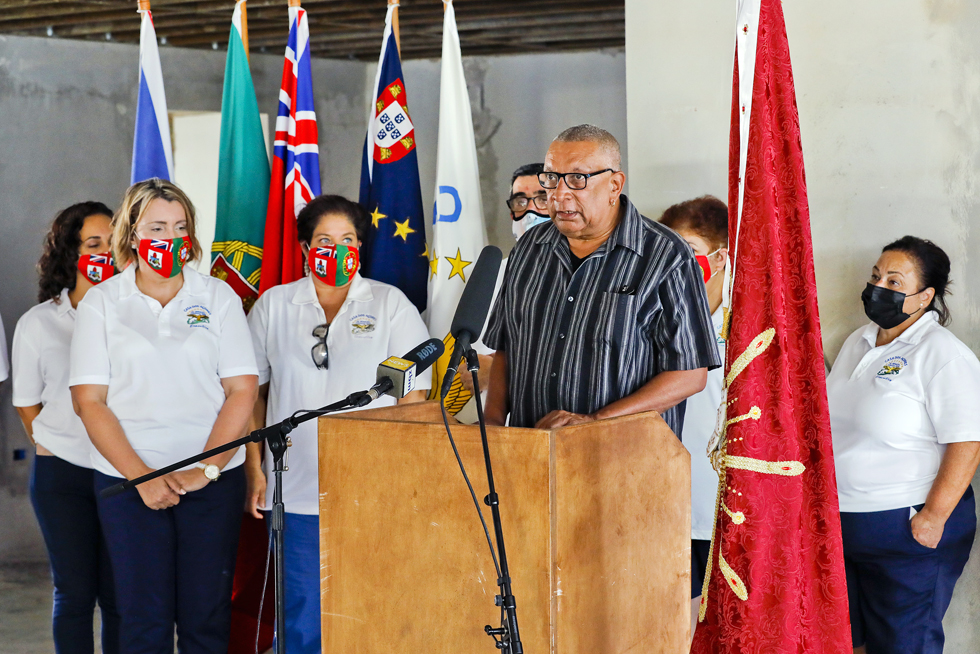 Minister of Public Works Casa dos Acores Community Centre Roof Wetting Remarks