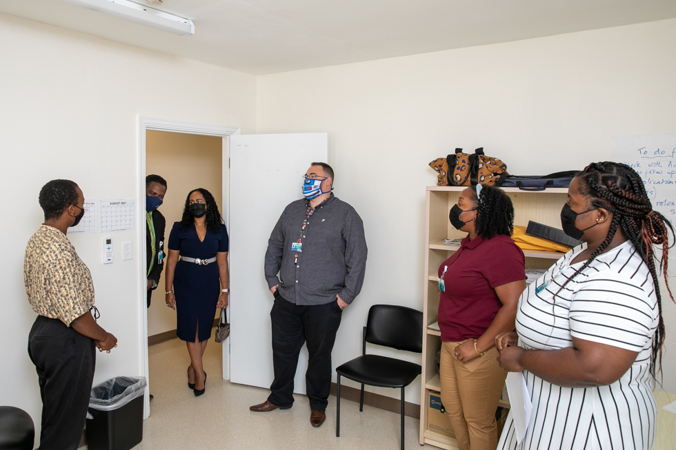 Minister of Social Development and Seniors Visited the Community Intellectual Disabilities Team (Bermuda Hospitals Board)