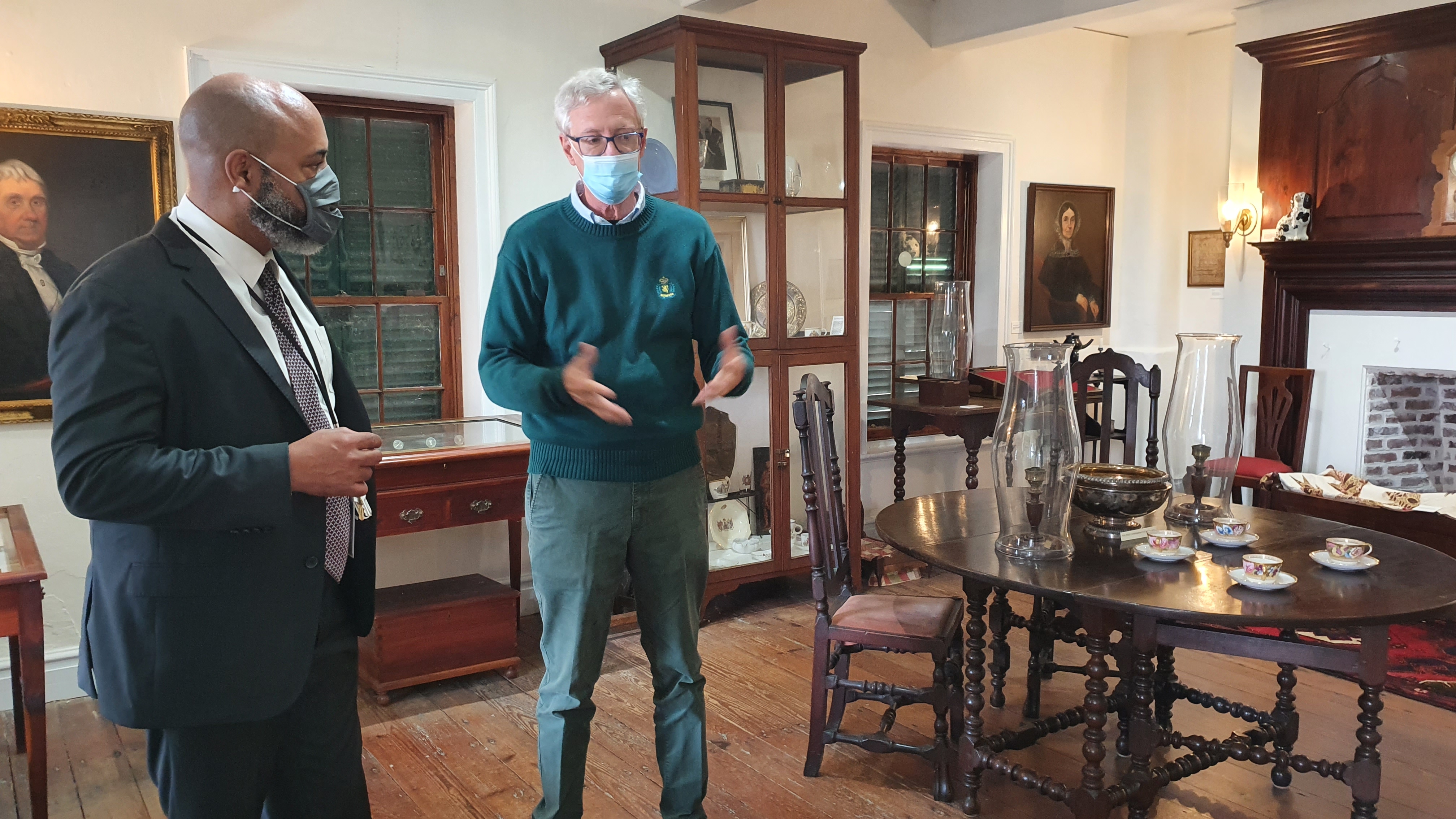 Minister of Youth, Culture and Sport continues Museum Visits | Bermuda Historical Society Museum