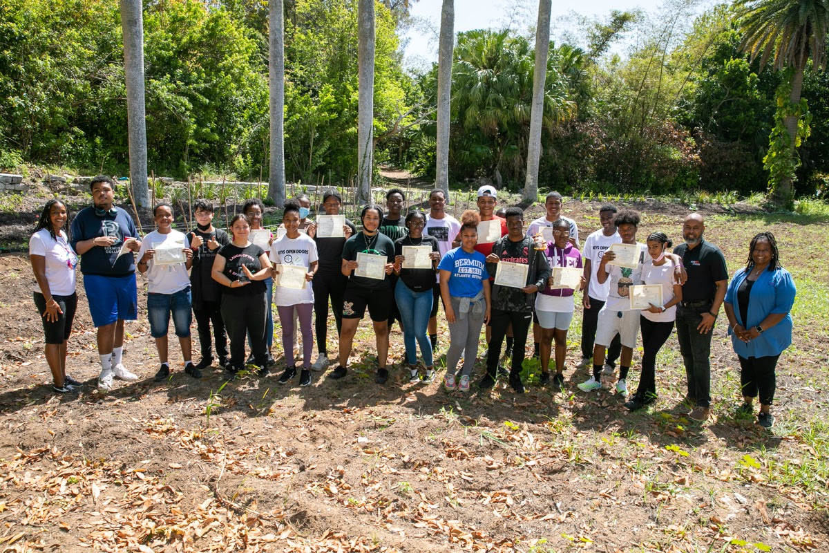 Mirrors Cohort 17 Completion Ceremony Officially Opens the Field of Learning Garden Club
