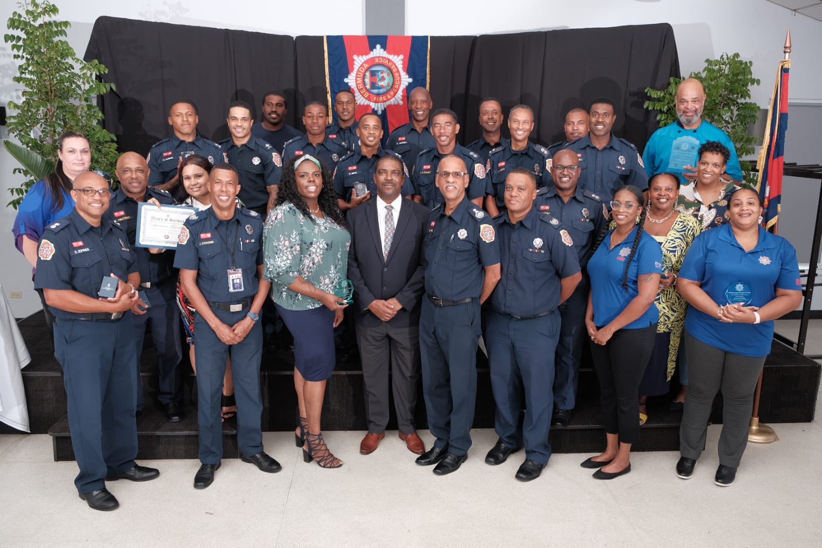 Minister Weeks praises Bermuda Fire & Rescue Service Employees During Awards Ceremony