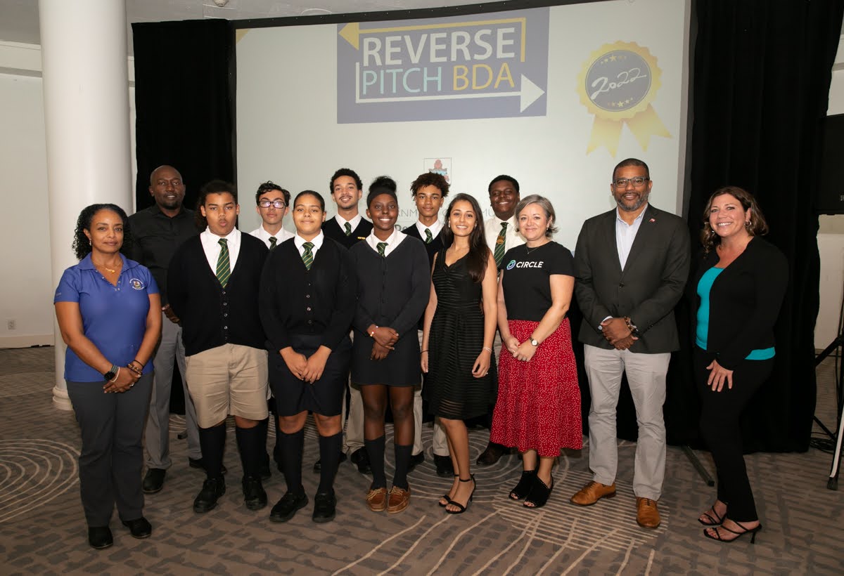 High School Students Participate in Tech Education Day