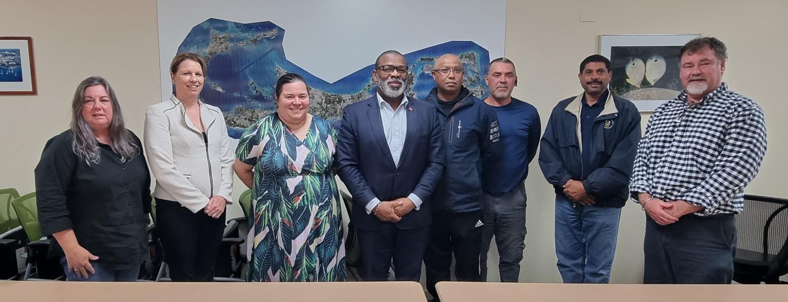 Ministry Host Meeting to Discuss Managing Canines and Public Safety