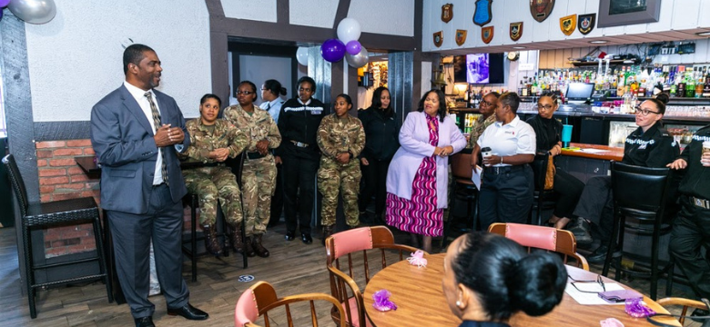 Minister Weeks Commends Women of Uniformed Services for Their Outstanding Contributions