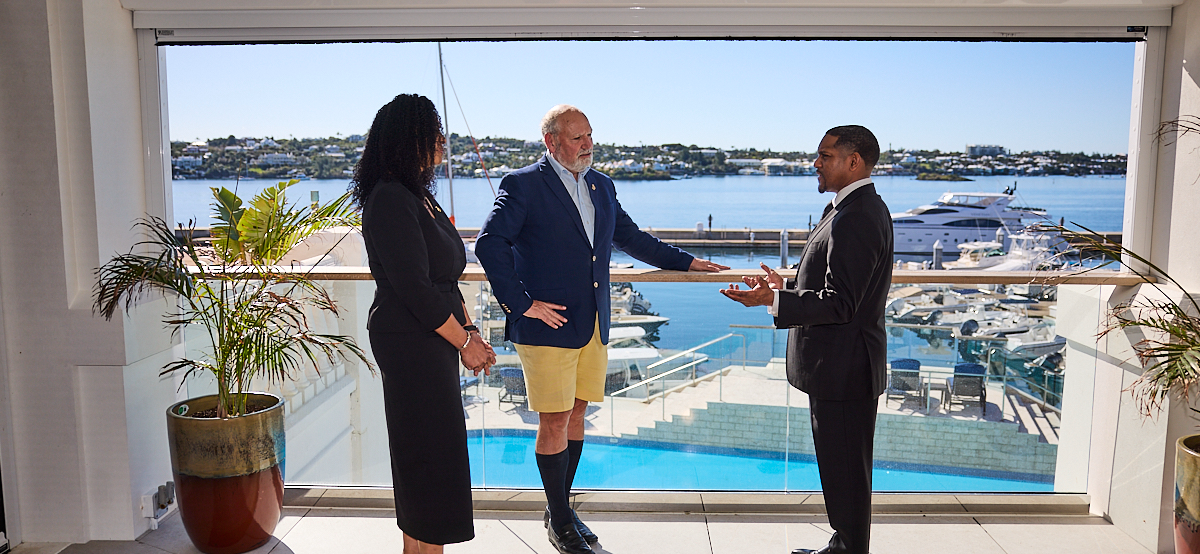 Minister of Tourism, Culture and Sport Strengthens Ties Across Bermuda's Hospitality Landscape