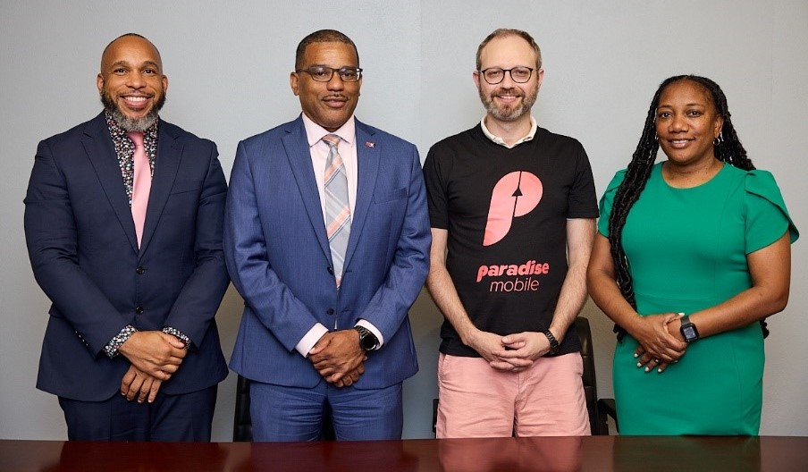 Bermuda Public School System Welcomes Paradise Mobile as a Signature Learning Partner