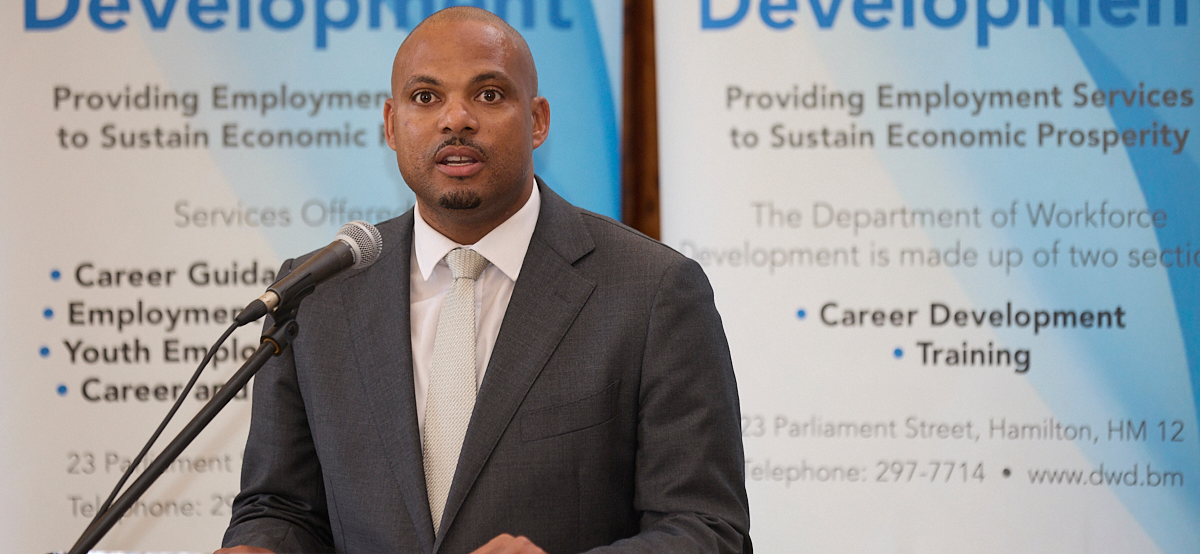 Graduate Apprenticeship and On-the-Job Training Programme Participants Celebrated at Awards Ceremony