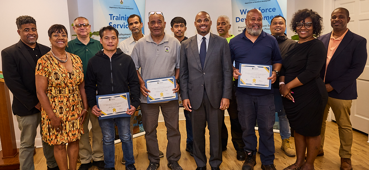 Twenty Individuals Recognised for Achievement in Solar and Administrative Certification Programmes