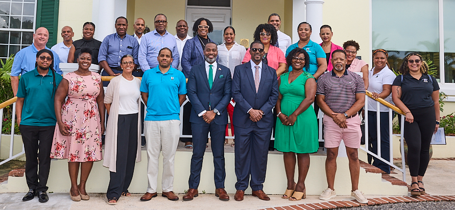 Government Celebrates Innovation with 100-Day Accelerator Closing Event