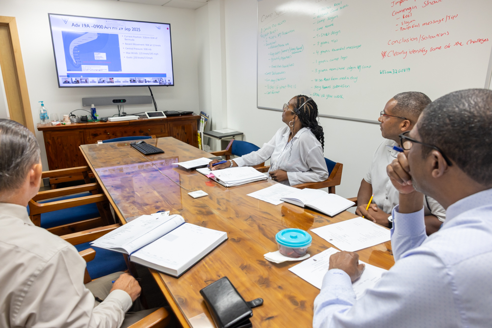 Advisory: Hurricane Humberto and Tropical Storm Imelda Monday, 29 September 2025