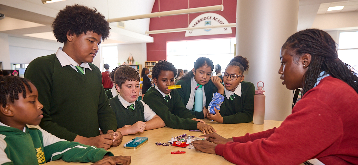 Middle School Students Explore Future Pathways Through Senior Signature School Taster Programme