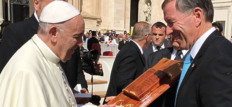 Premier meets Pope Francis