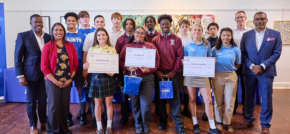 CedarBridge Team Wins KPMG Senior School Investment Challenge