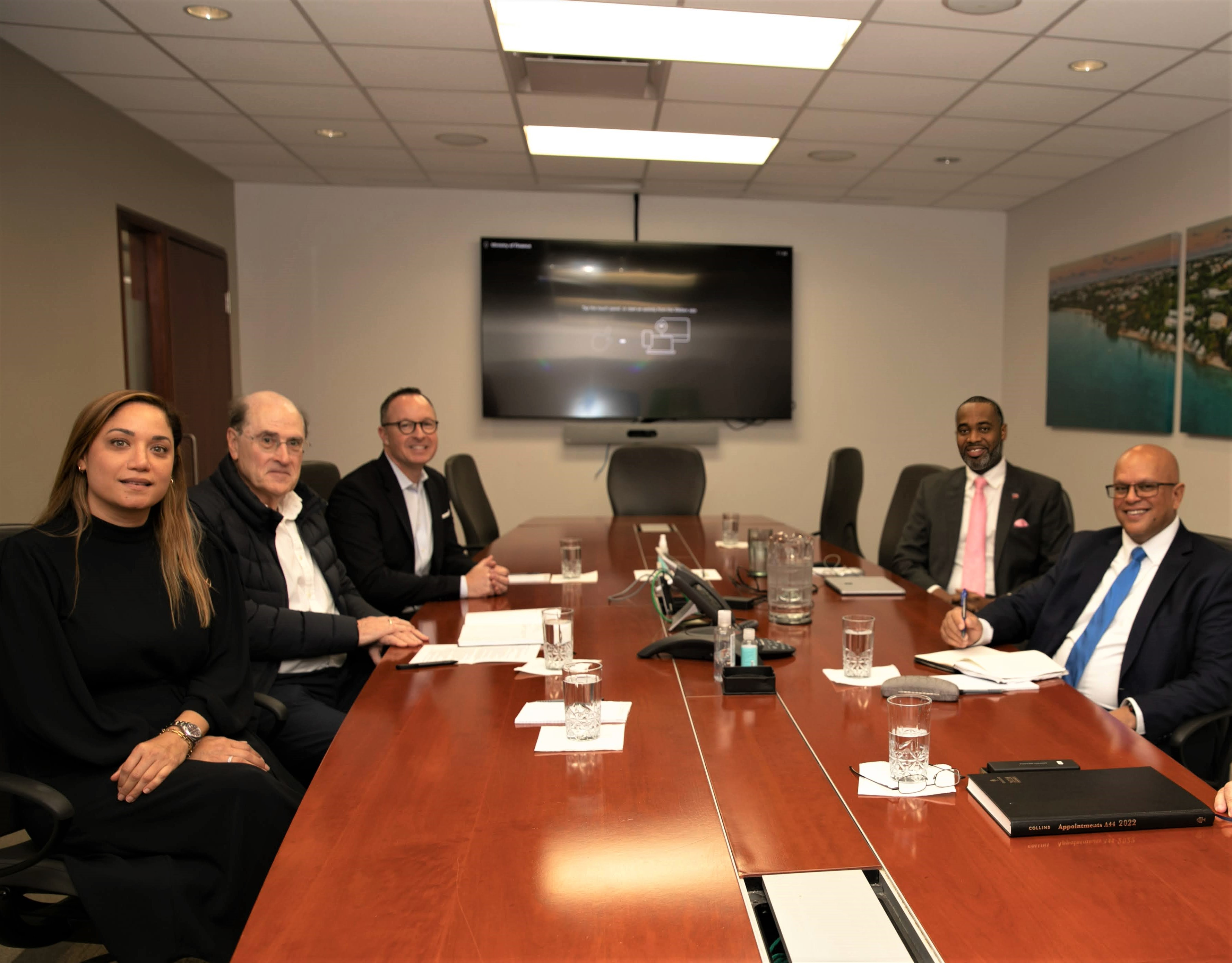 Premier and Minister of Tourism Meet St. Regis Owners