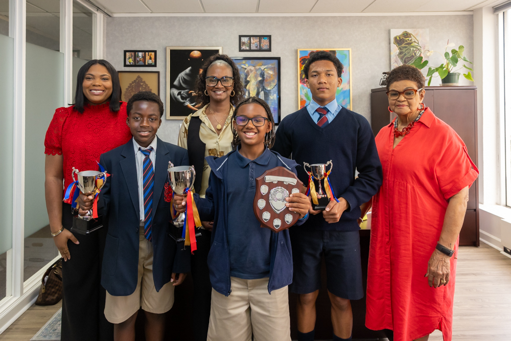Minister of Education Meets Verbal Victory Spelling Bee Champions