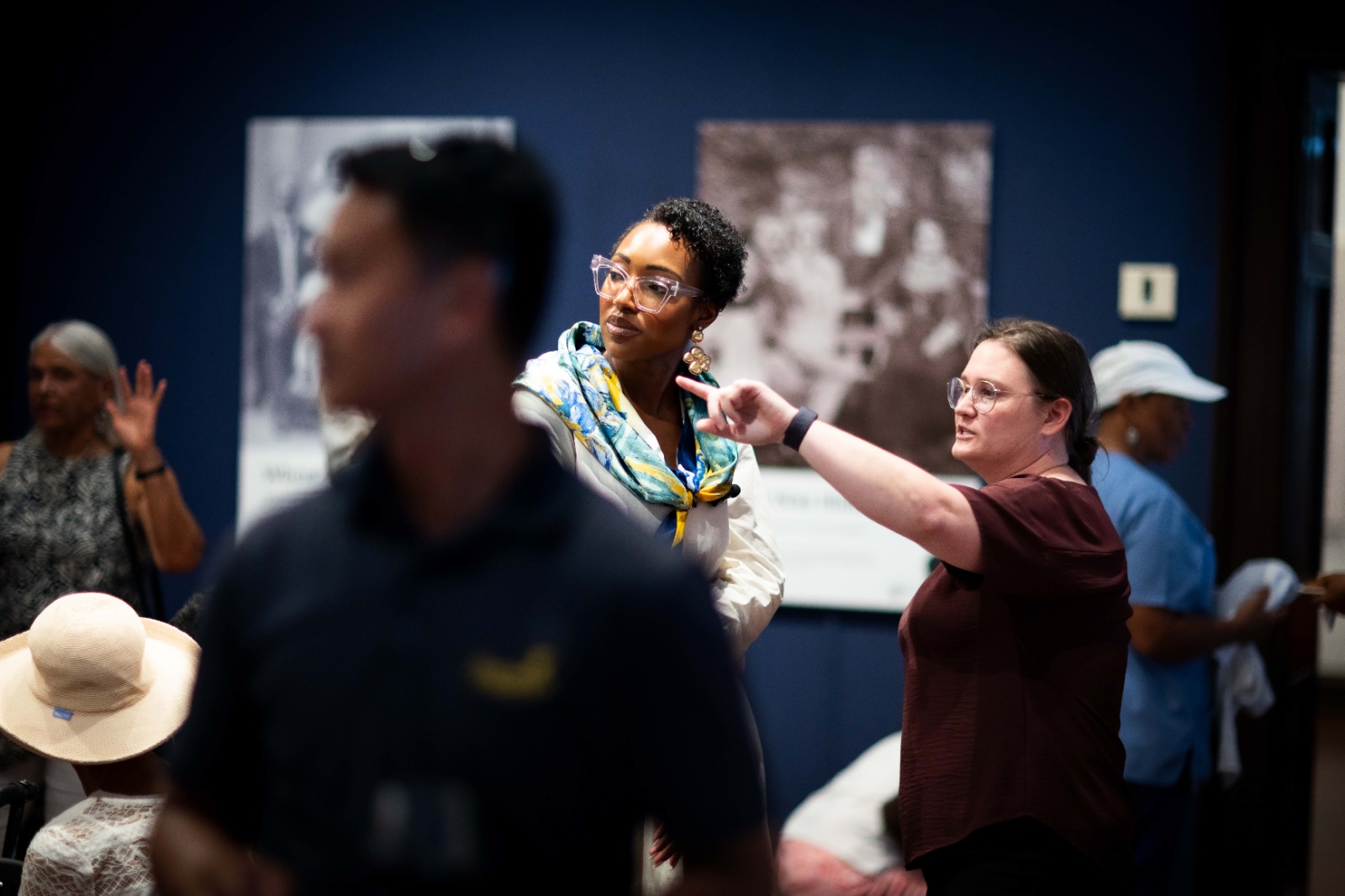 Minister Lightbourne celebrates National Museum Exhibition showcasing Bermuda’s shared history
